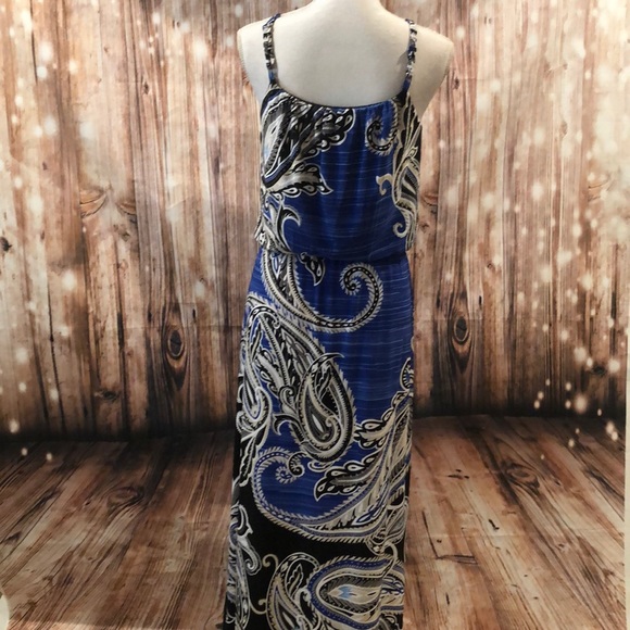 White House Black Market Patterned Maxi Dress - Picture 5 of 5
